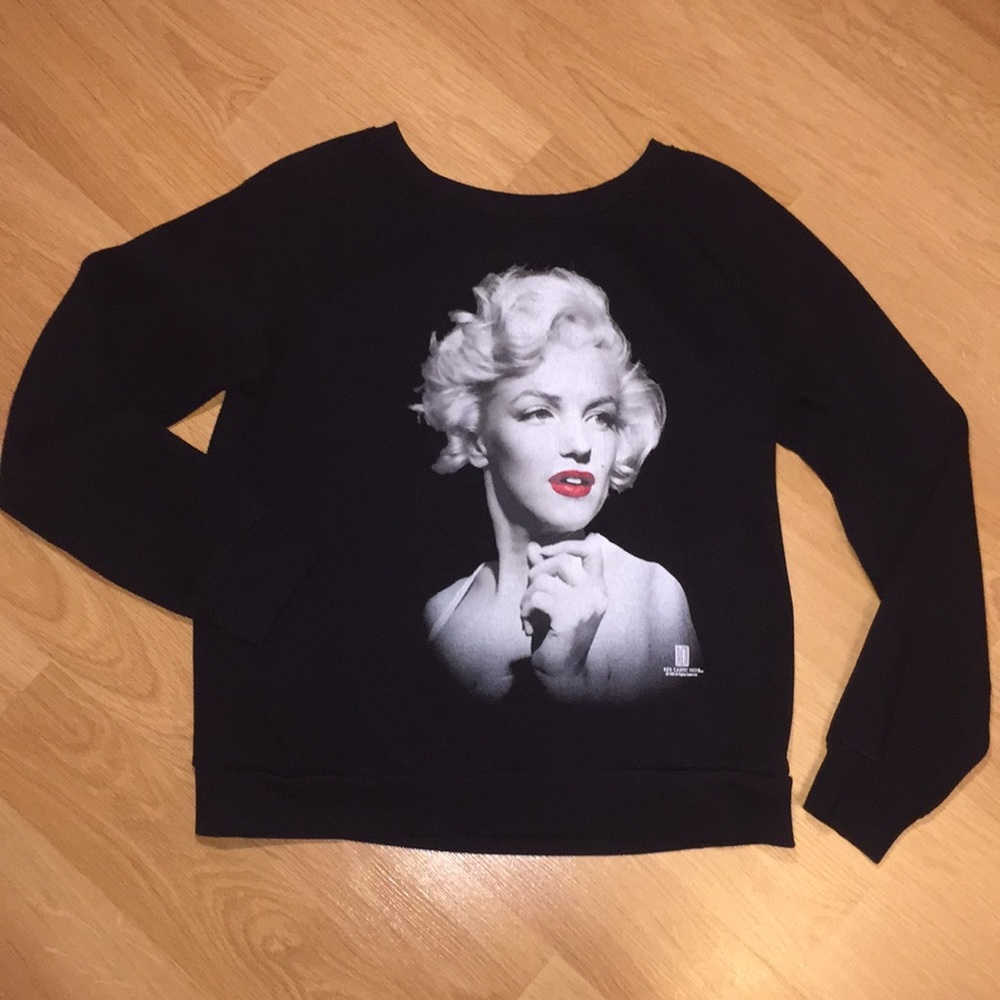 🎀 NWOT Marilyn Monroe crewneck 🎀